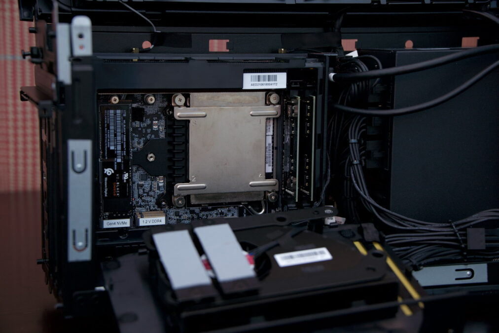 Intel NUC 12 Extreme com desktop Core i9