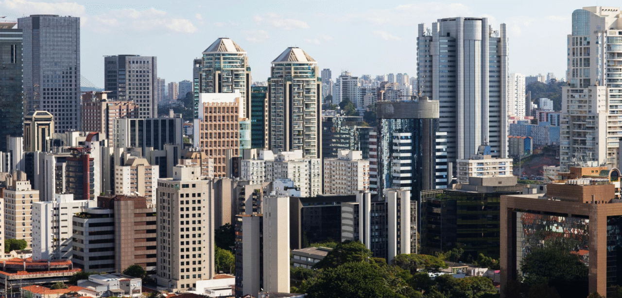 Além dos Muros: O Marketing Estratégico para Imóveis de Alto Padrão