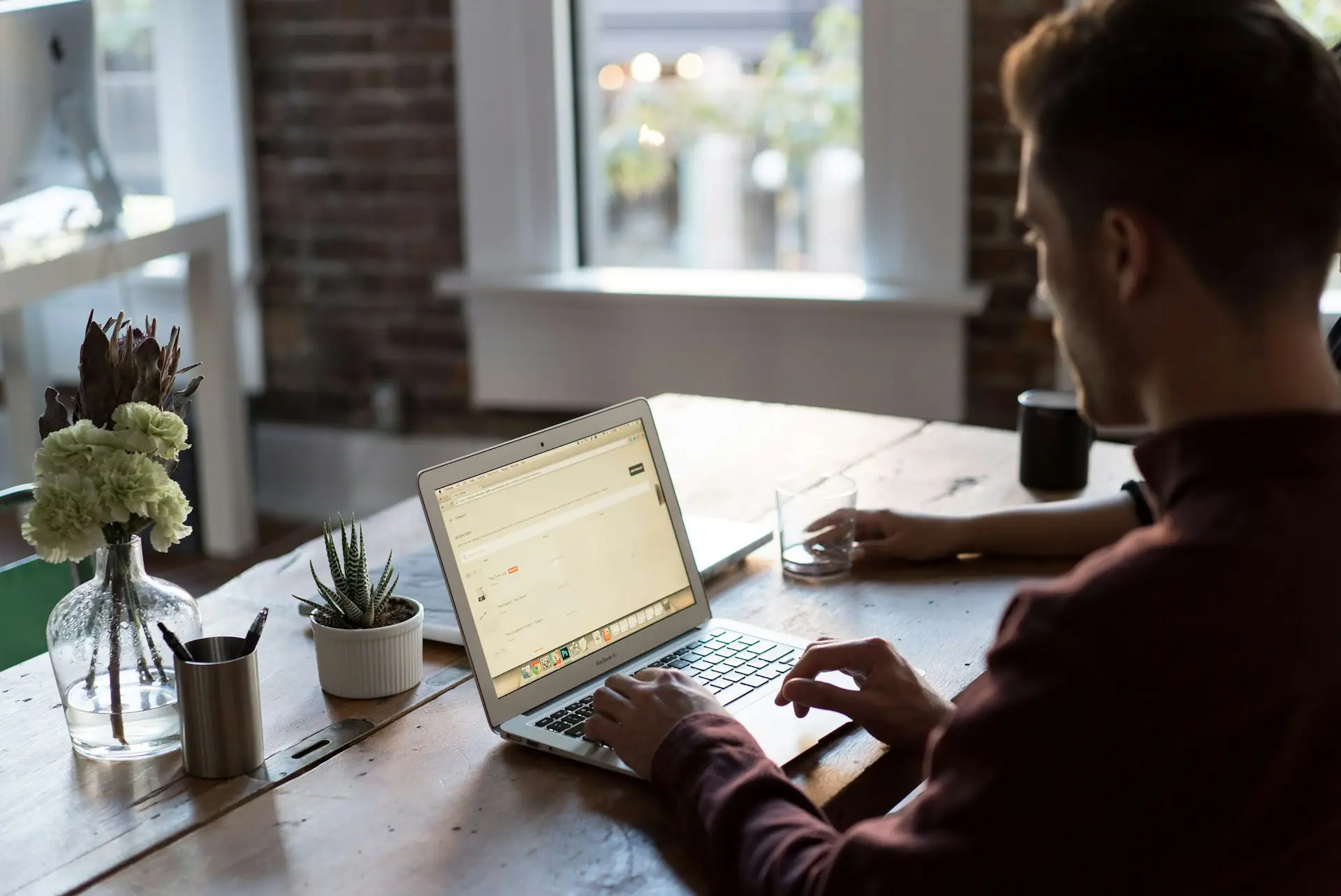 Como divulgar o negócio online e aumentar a presença digital?
